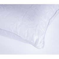 Подушка Традиционная классика Natures  упругая